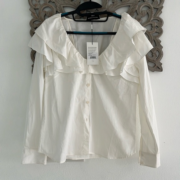 Something Navy Bailey Ruffle Top - Picture 1 of 9